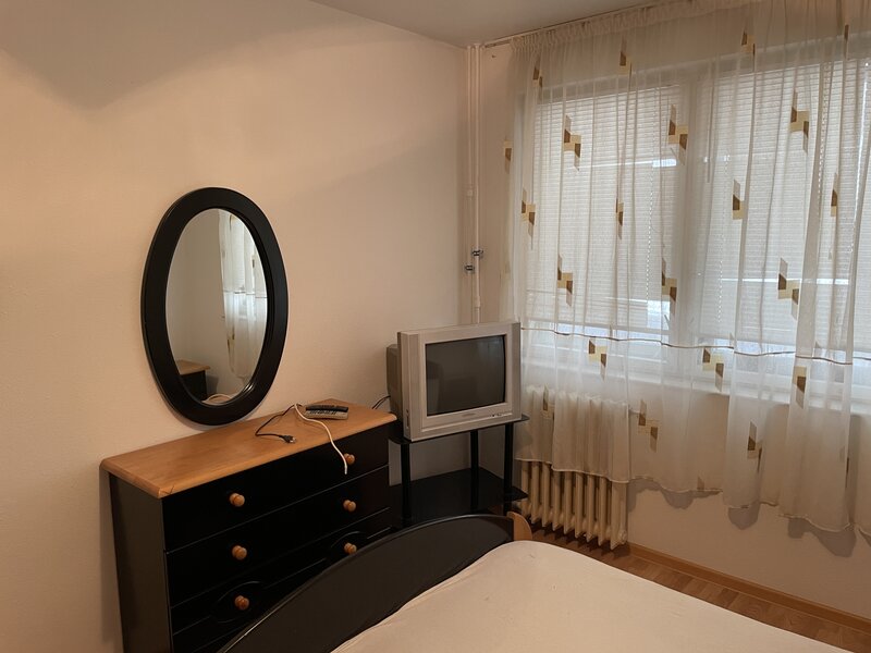 Drumul Taberei piata Moghioros langa Posta Telekom